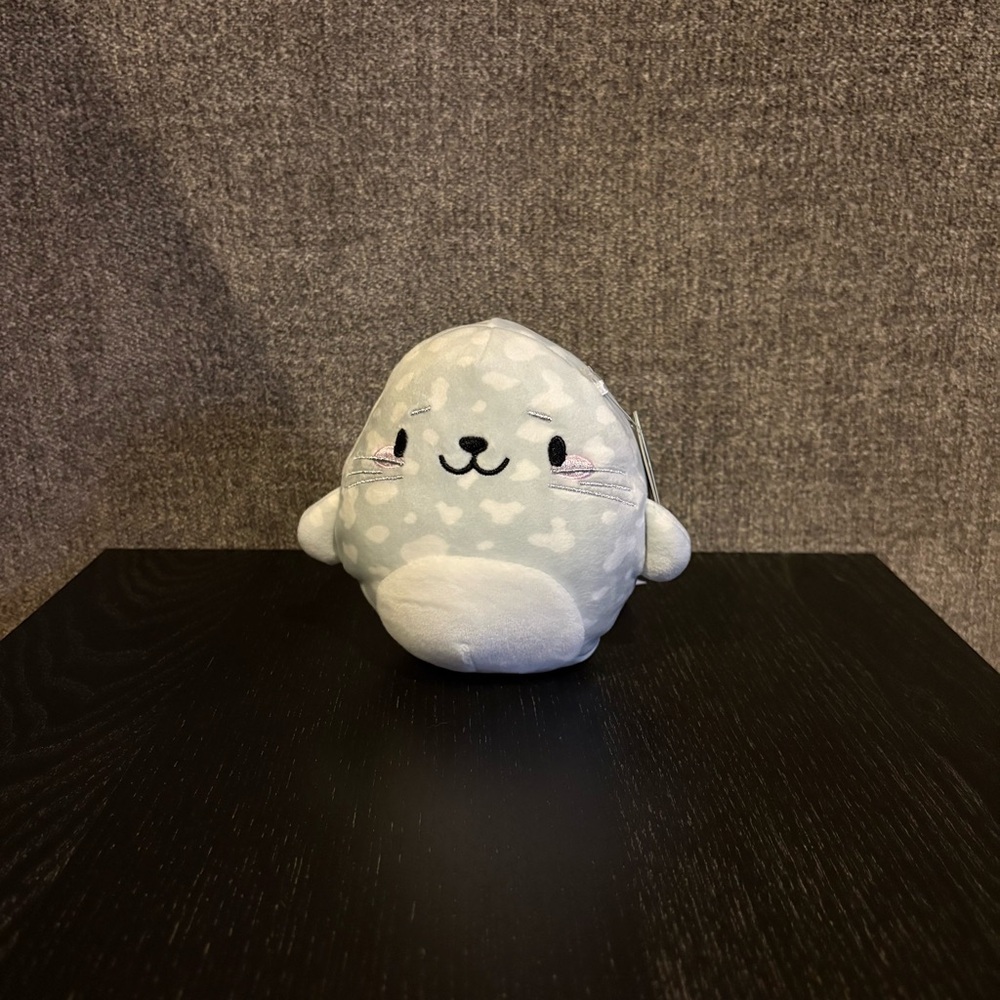 Mimi Seal Squishmallow